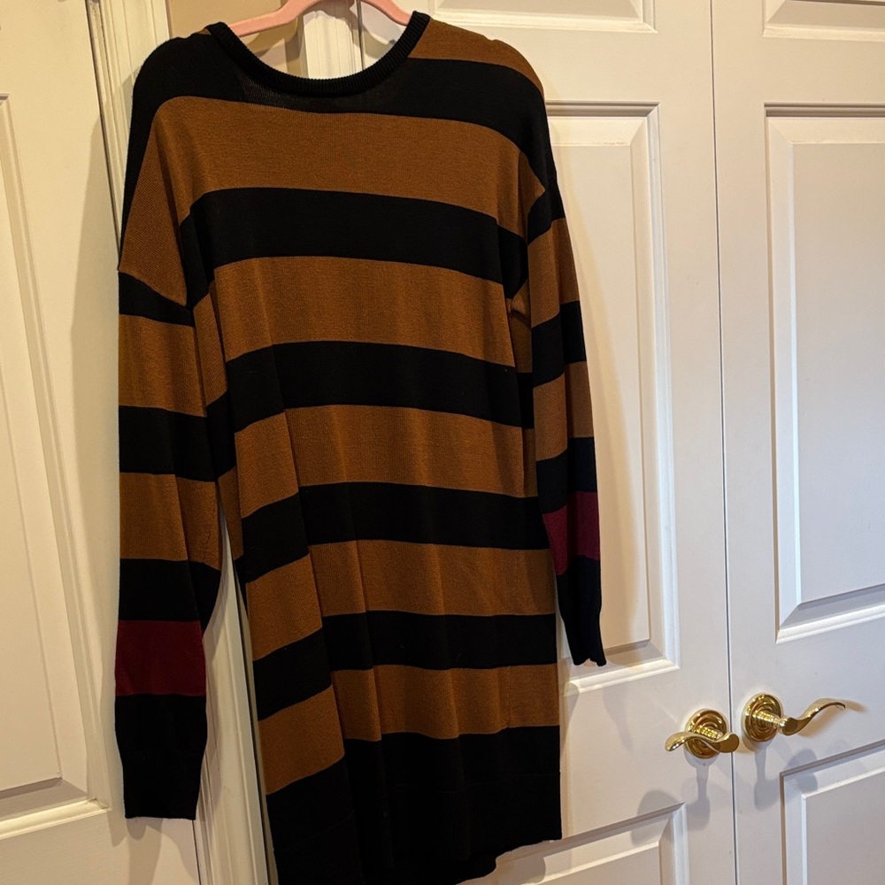Evereve V-Neck Dress - Black, Brown, and Red Stripes